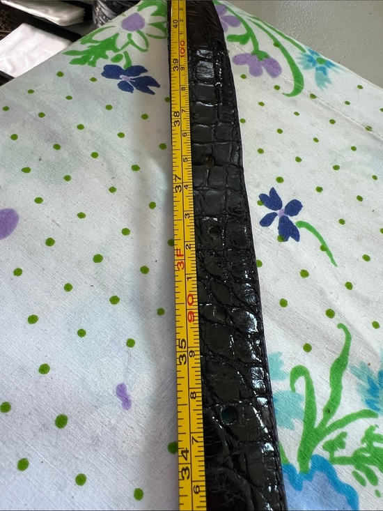 Vintage Saks Fifth Avenue Caiman Croc Belt - 36 Black Unisex main image 10